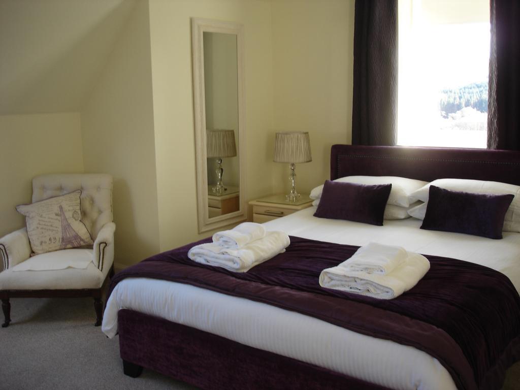 Kilchurn Suites Loch Awe Стая снимка